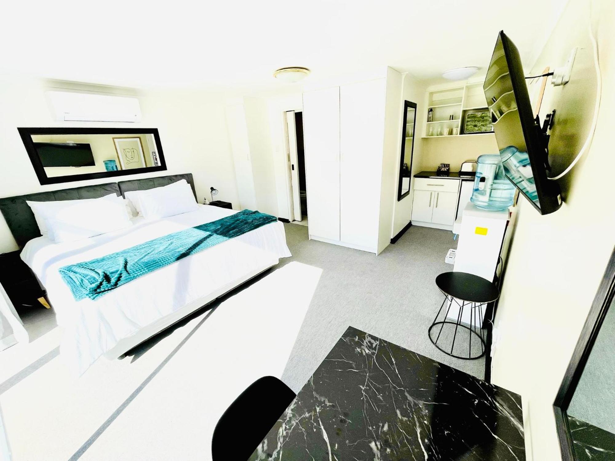 Hotel Vibes Cape Town Plattekloof 外观 照片